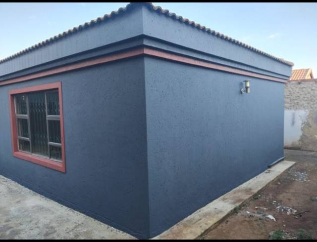 3 BEDROOM HOUSE FOR SALE IN NATURENA EXT 19
